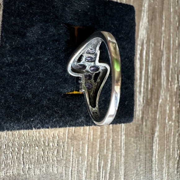 Elegant Sterling silver 925 ring with pink gemstone Marcasite accents size 8 - Picture 6 of 8